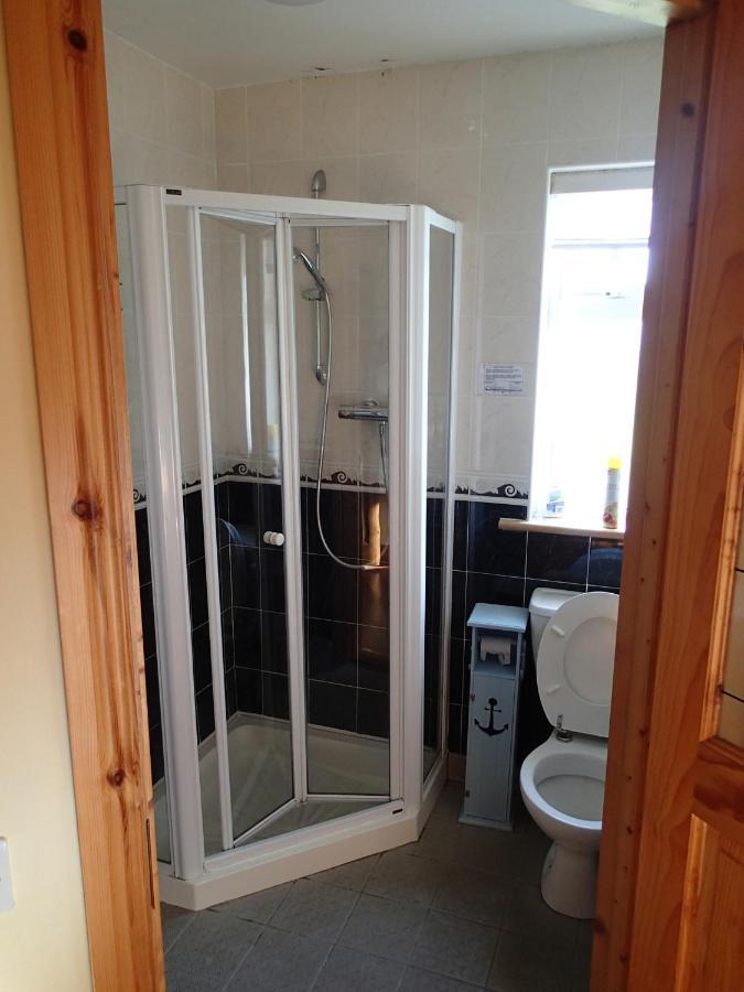 Lough Gara Lodge Self Catering Gorteen  エクステリア 写真