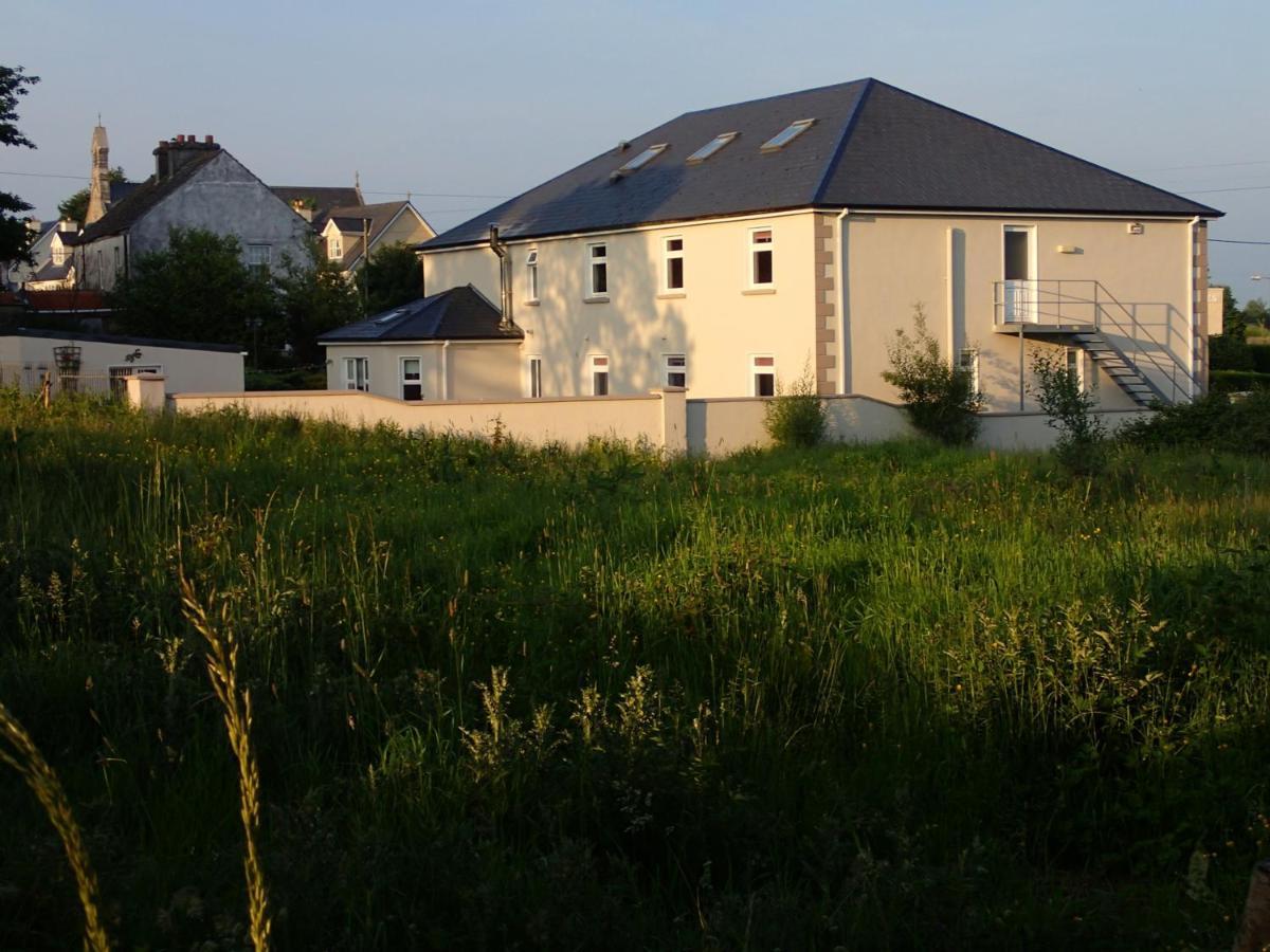 Lough Gara Lodge Self Catering Gorteen  エクステリア 写真