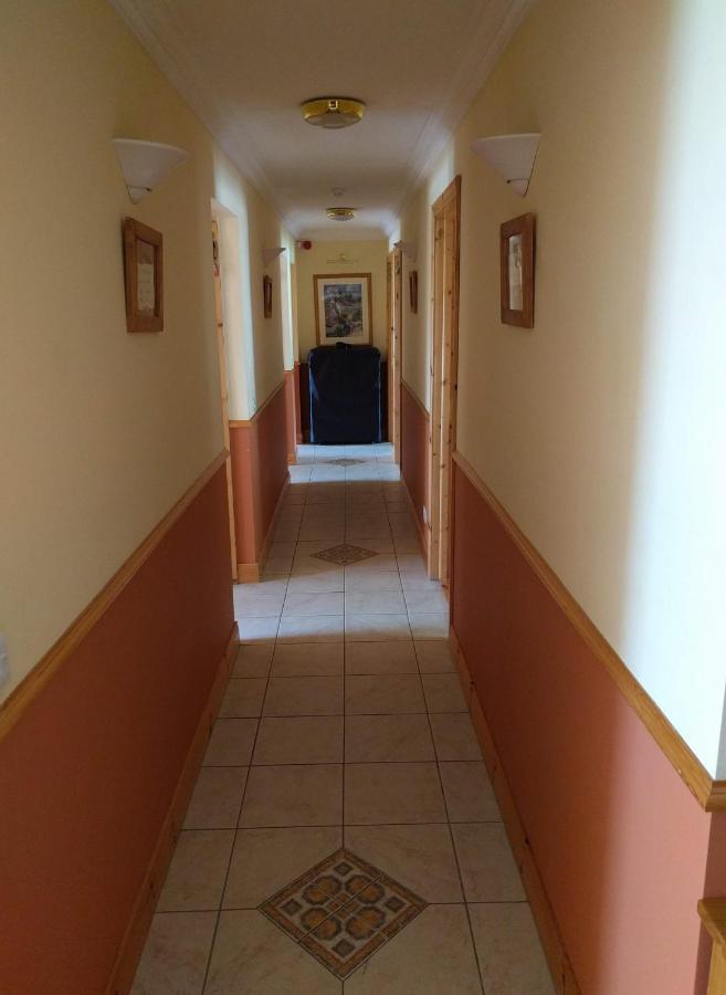 Lough Gara Lodge Self Catering Gorteen  エクステリア 写真
